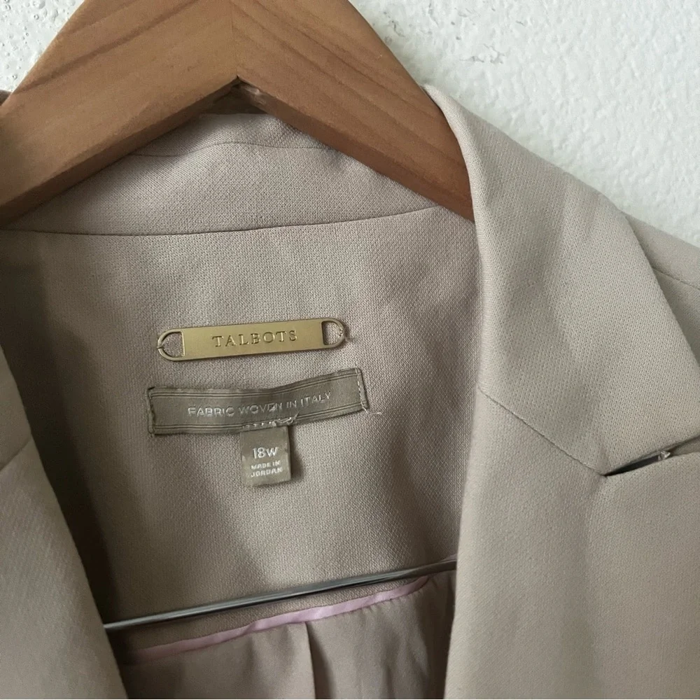 Talbots Talbots - Picture 3 of 13